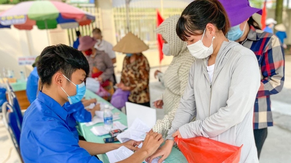 Quảng Ninh tiêm xong mũi 1 vaccine Covid-19 vào 20/9